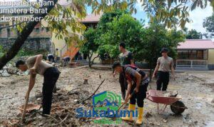 Sinergi TNI–Polri Percepat Pemulihan Sumbar: Bersihkan Pasar hingga Rumah WargaSinergi TNI–Polri Percepat Pemulihan Sumbar: Bersihkan Pasar hingga Rumah Warga