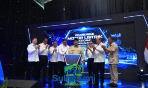 Presiden Prabowo Dorong Produksi Motor Listrik Nasional hingga 2 Juta Unit